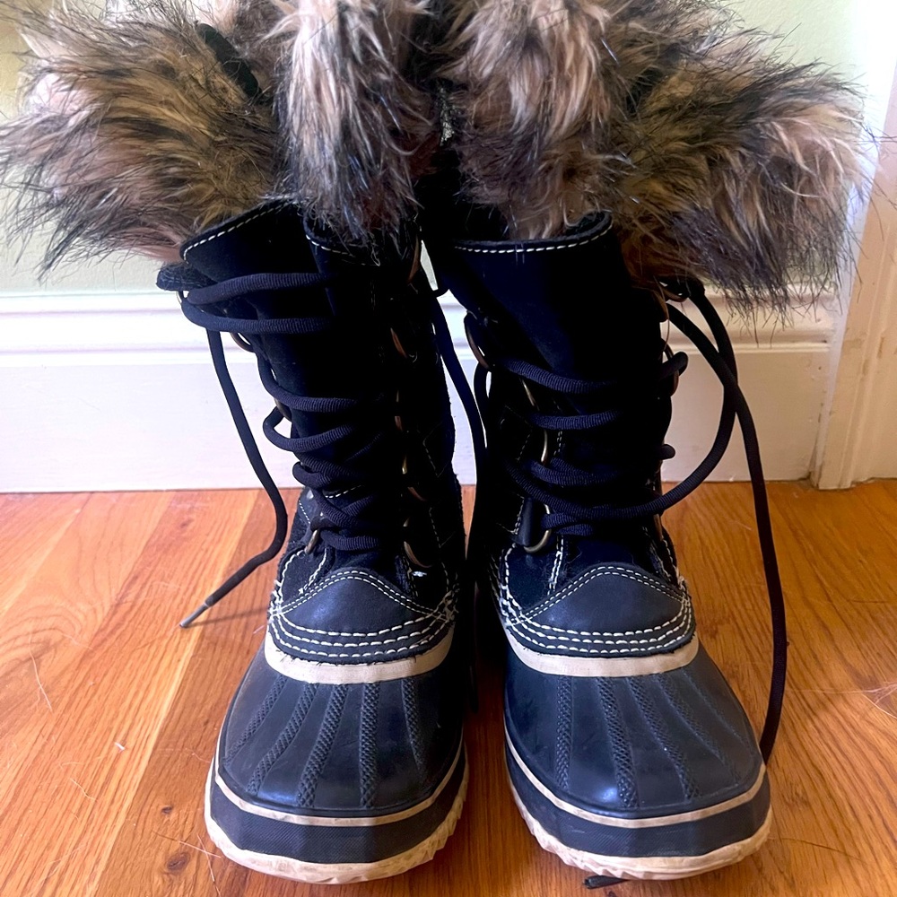 Sorel Joan of Arctic winter boots